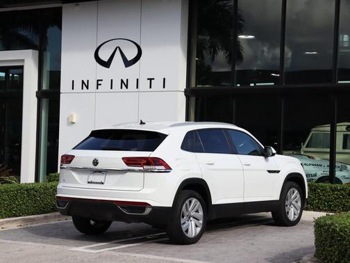 2021 Volkswagen Atlas Cross Sport 2.0T SE w/Technology