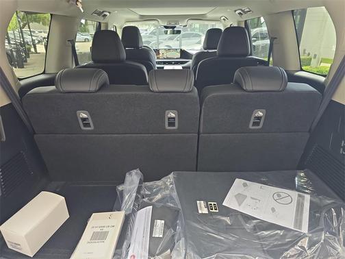 2026 INFINITI QX80 PURE