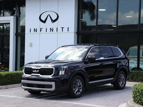 2023 Kia Telluride LX