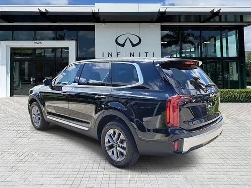 2023 Kia Telluride LX