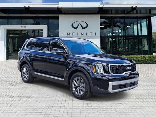 2023 Kia Telluride LX