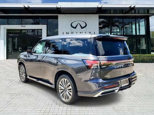 2025 INFINITI QX80 Luxe
