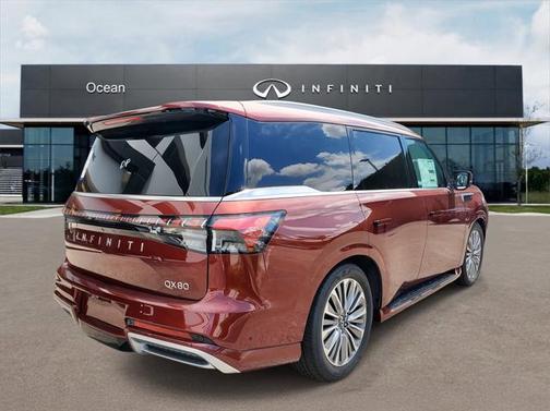 2025 INFINITI QX80 Luxe