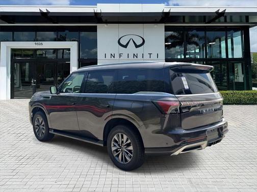 2025 INFINITI QX80 PURE