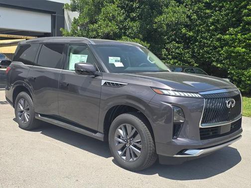 2025 INFINITI QX80 PURE