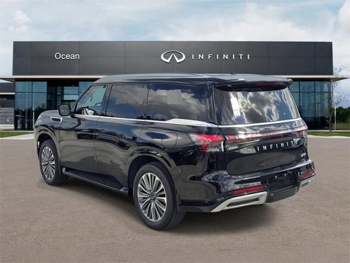 2026 INFINITI QX80 Luxe