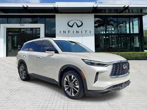 2023 INFINITI QX60 Luxe