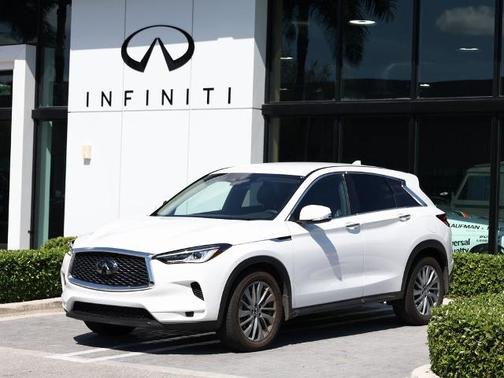 2025 INFINITI QX50 PURE