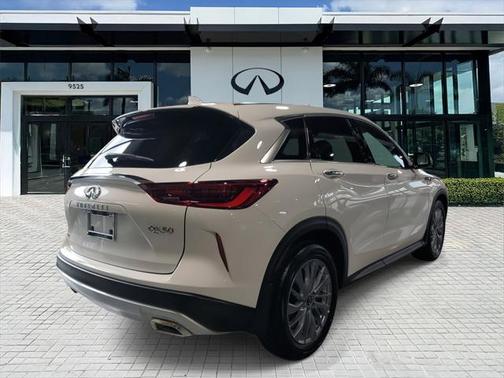 2025 INFINITI QX50 Pure AWD