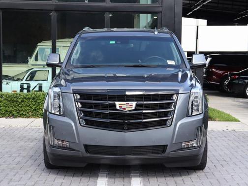 2020 Cadillac Escalade Premium Luxury