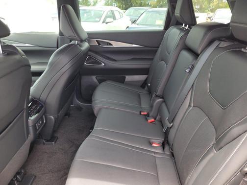 Mineral Black 2027 INFINITI QX60 SPORT AWD