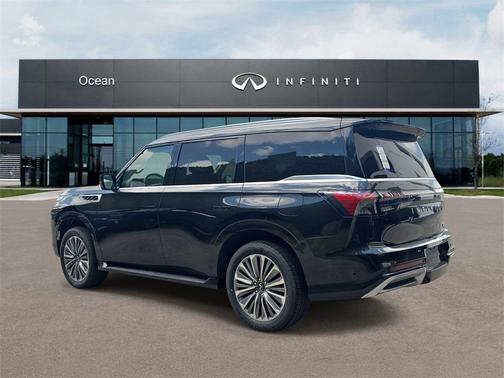 2025 INFINITI QX80 SENSORY AWD