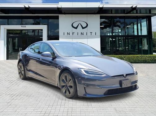 2021 Tesla Model S Plaid