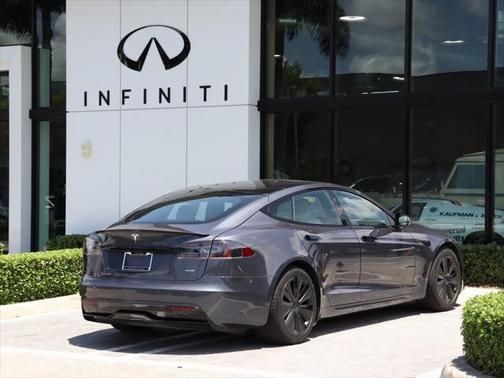 2021 Tesla Model S Plaid