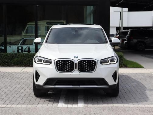 2024 BMW X4 xDrive30i
