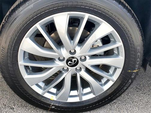2025 INFINITI QX50 Pure AWD