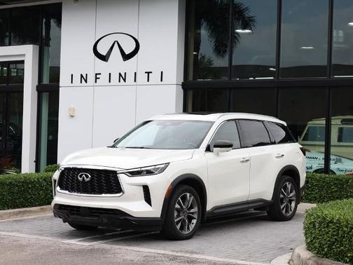 2023 INFINITI QX60 LUXE