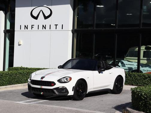 2018 FIAT 124 Spider Base