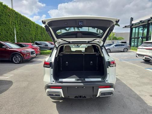 2025 INFINITI QX60 SENSORY