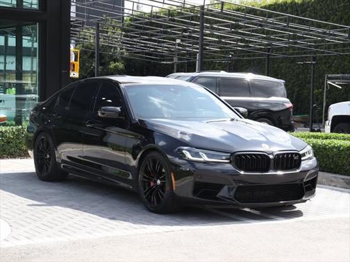 2022 BMW M5 Base