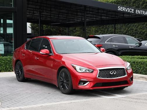 2023 INFINITI Q50 LUXE