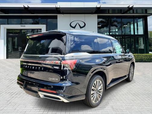 2025 INFINITI QX80 SENSORY AWD