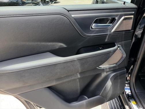 2025 INFINITI QX80 SENSORY AWD