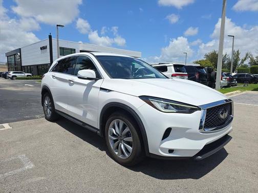 2022 INFINITI QX50 PURE