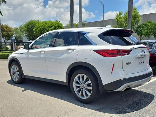 2022 INFINITI QX50 PURE