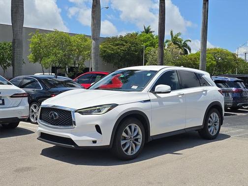 2022 INFINITI QX50 PURE