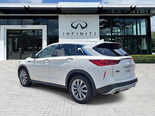 2022 INFINITI QX50 PURE