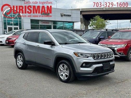 2022 Jeep Compass Latitude FWD