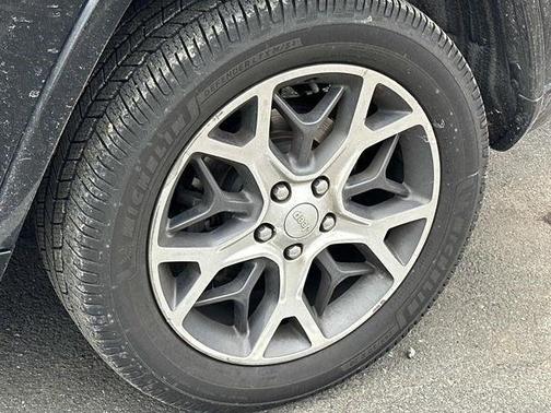 2019 Jeep Grand Cherokee Overland 4x4