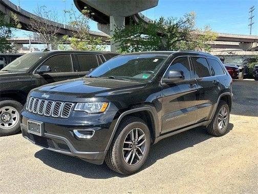 2019 Jeep Grand Cherokee Laredo E 4x4