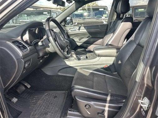 2021 Jeep Grand Cherokee Laredo X 4x4