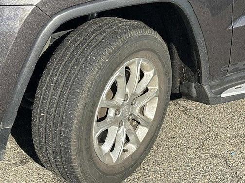 2021 Jeep Grand Cherokee Laredo X 4x4