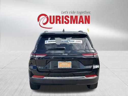 2023 Jeep Grand Cherokee Laredo 4x4
