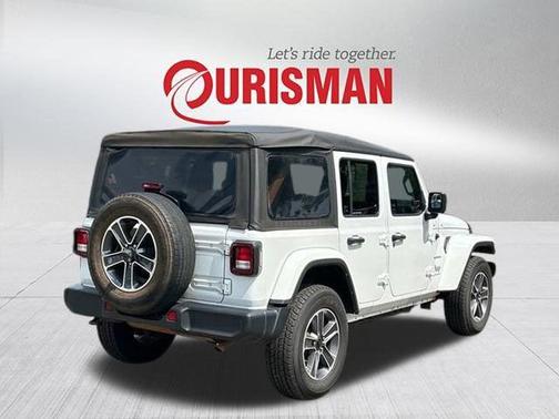 2023 Jeep Wrangler 4-Door Sahara 4x4