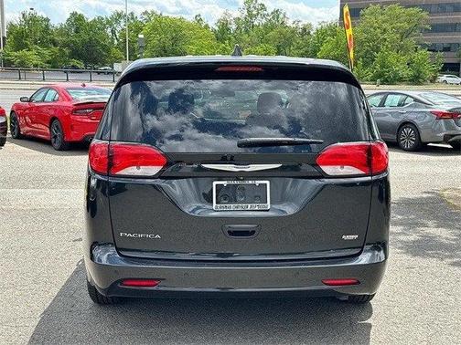 2018 Chrysler Pacifica Touring