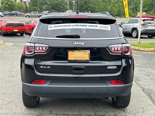 2022 Jeep Compass Latitude Lux 4x4
