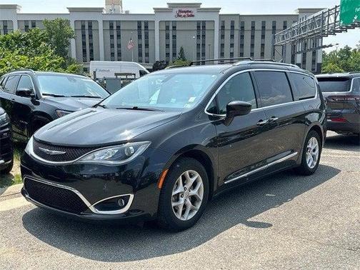 2020 Chrysler Pacifica 35th Anniversary Touring L