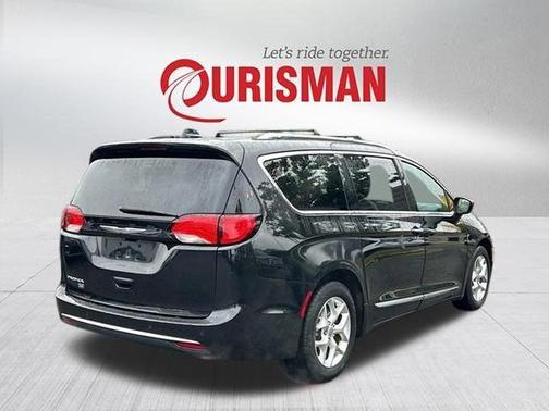 2020 Chrysler Pacifica 35th Anniversary Touring L