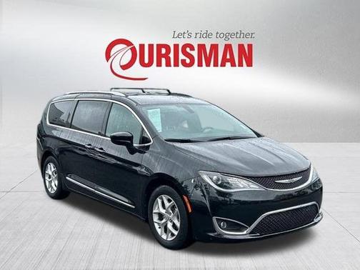 2020 Chrysler Pacifica 35th Anniversary Touring L