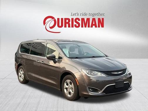 2020 Chrysler Pacifica Hybrid Touring
