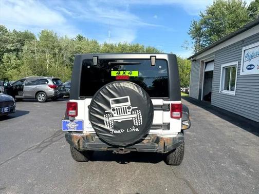 2016 Jeep Wrangler Willys Wheeler