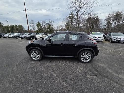 Black 2015 Nissan Juke S