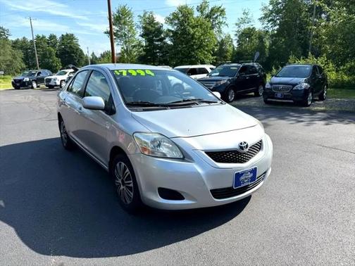 2012 Toyota Yaris L