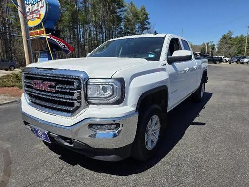 Summit White 2017 GMC Sierra 1500 SLE