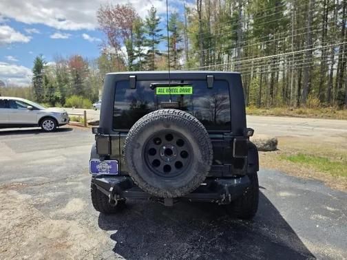 Dark Green 2011 Jeep Wrangler Sport