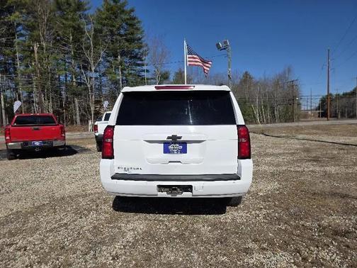 Summit White 2020 Chevrolet Suburban LS